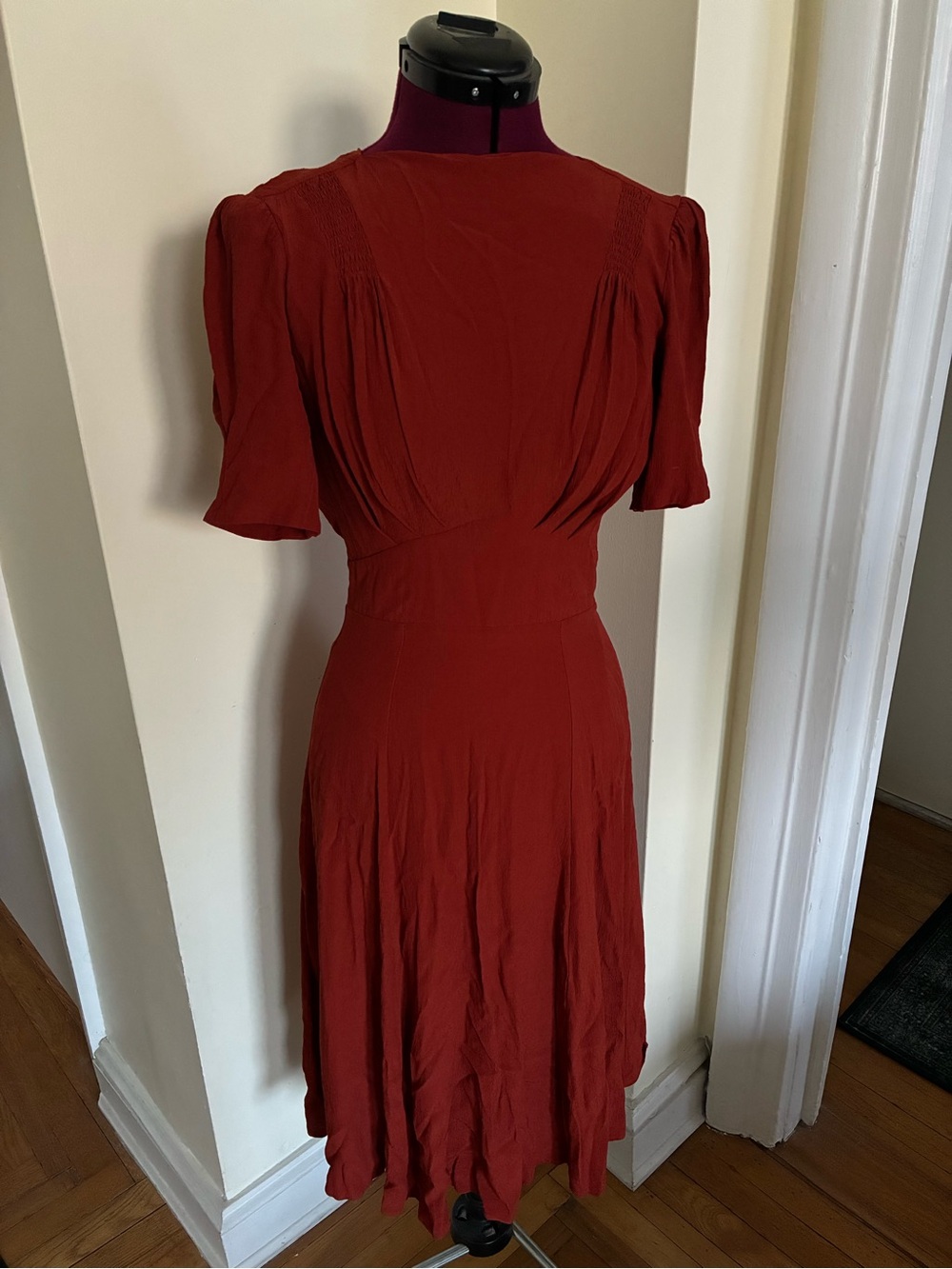The House of Foxy Women's Rust Midi Dress with Puff Sleeves